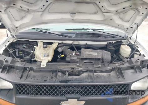 2010 Chevrolet Express 2500 Work Van from USA, damaged, VIN 1GCZGFAA0A1107820